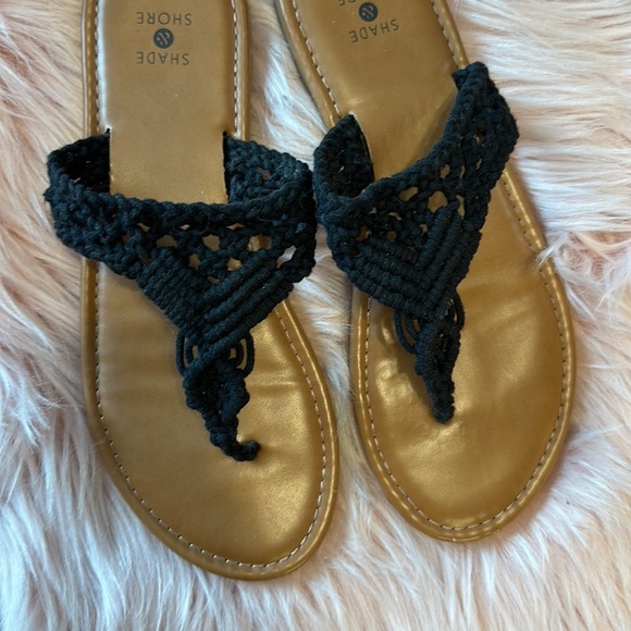 Shade & Shore Black Crochet Simple Minimalistic Summer Sandals - Picture 2 of 3